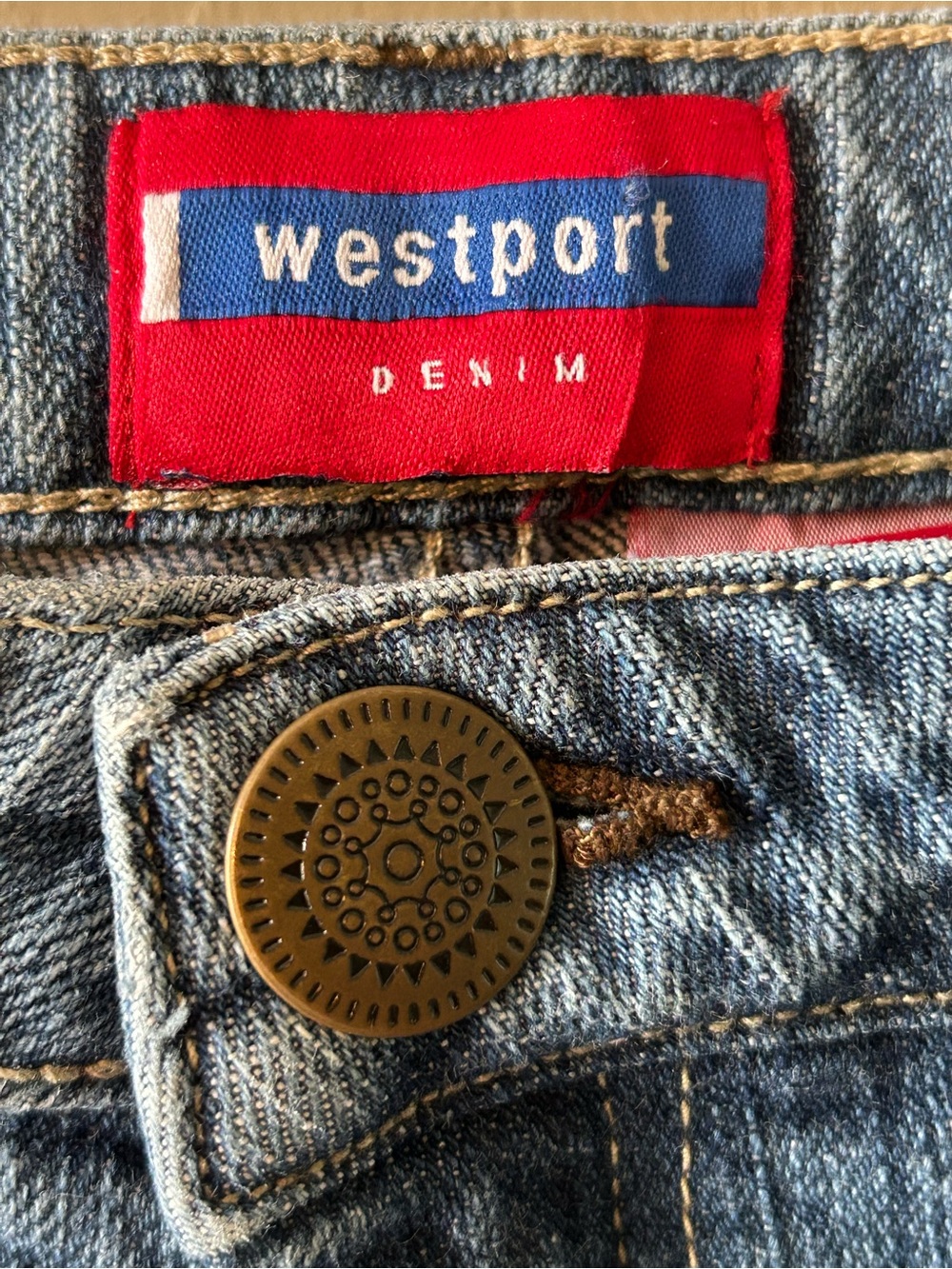 Westport Jeans Women’s Sz 14 High Rise Embroidered Boho Y2K Retro Festival - Picture 3 of 10